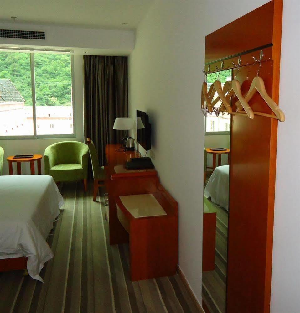 5 Yue Hotel Jiuzhaigou Eksteriør billede