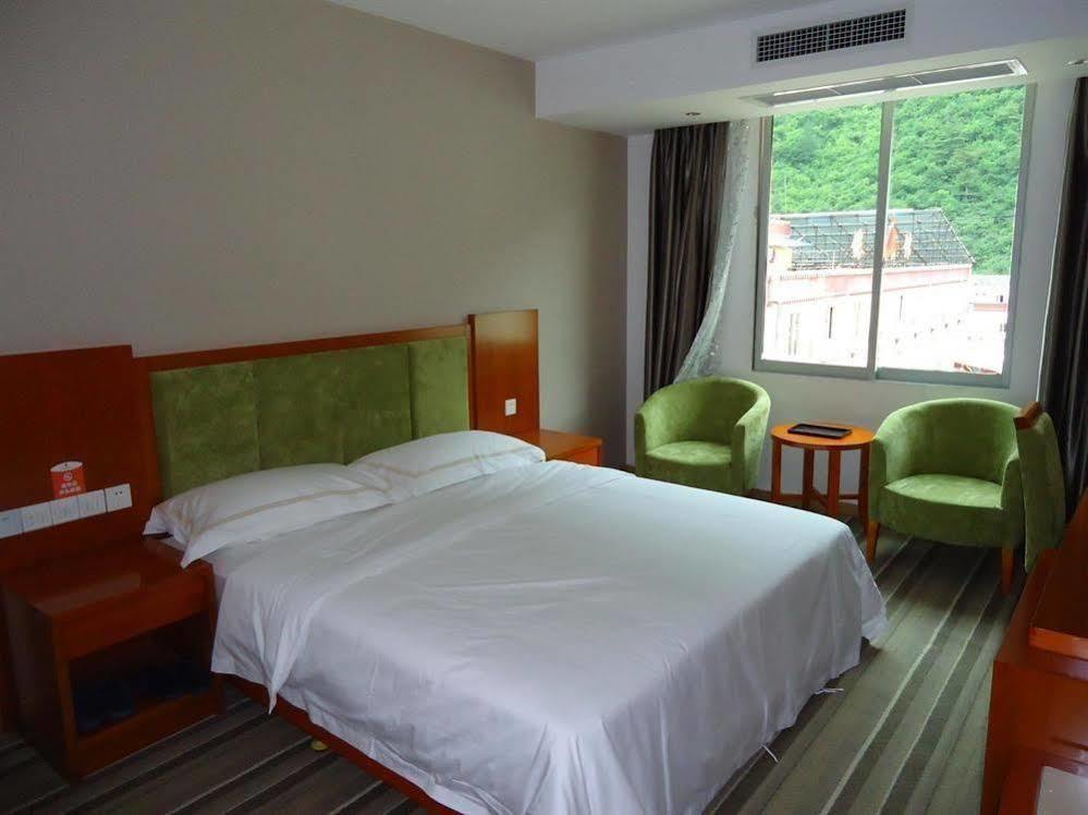 5 Yue Hotel Jiuzhaigou Eksteriør billede